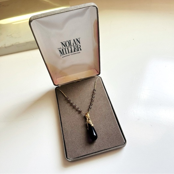 NIB VTG Nolan Miller Glamour Collection Black and Gold Pendant Necklace - Picture 1 of 4
